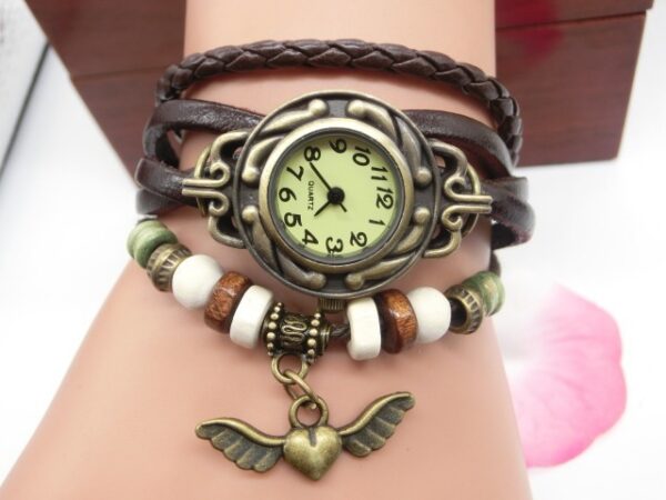 Montre Vintage Cœur Ailé – Bracelet Ceinture Style Décontracté