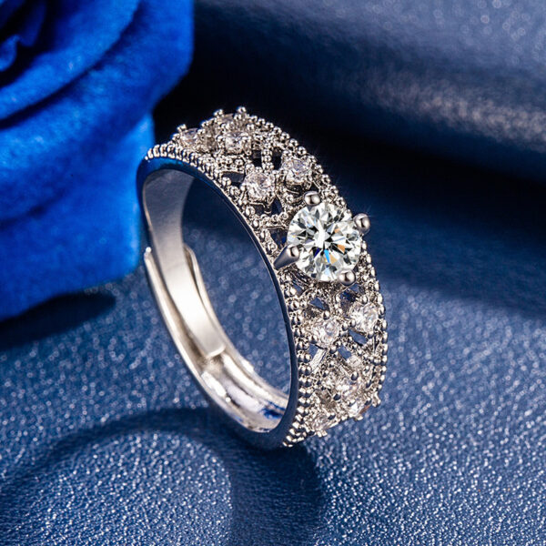 Bague femme en moissanite colorée – Élégante et tendance, s’adapte à tous les styles